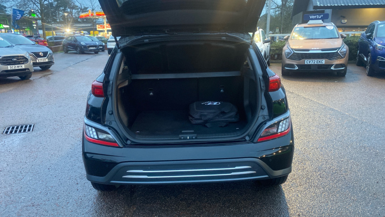 Hyundai KONA 100kW Premium 39kWh 5dr Auto Electric Hatchback